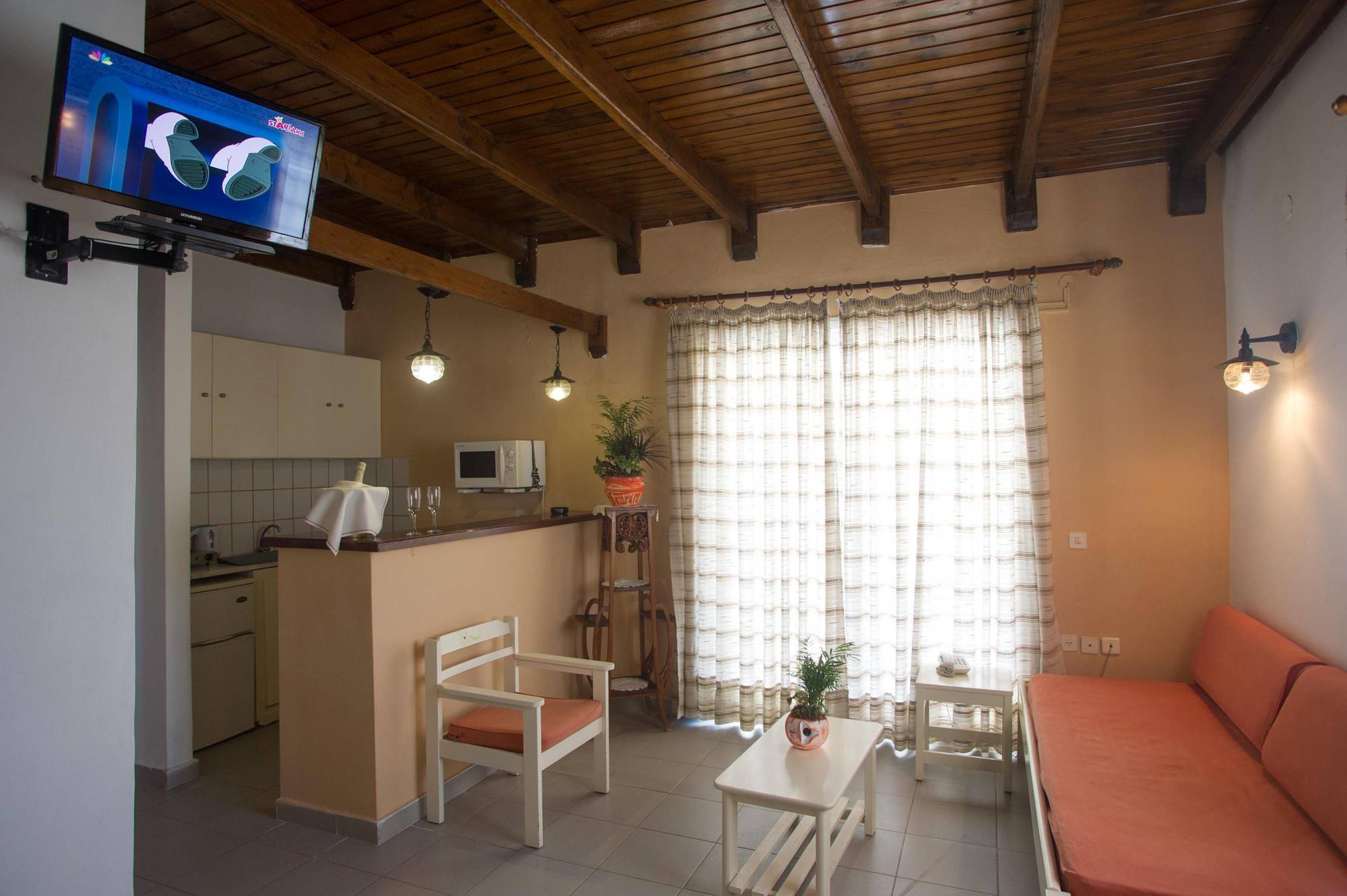 Anagenessis Village Hotel Каламакі Екстер'єр фото