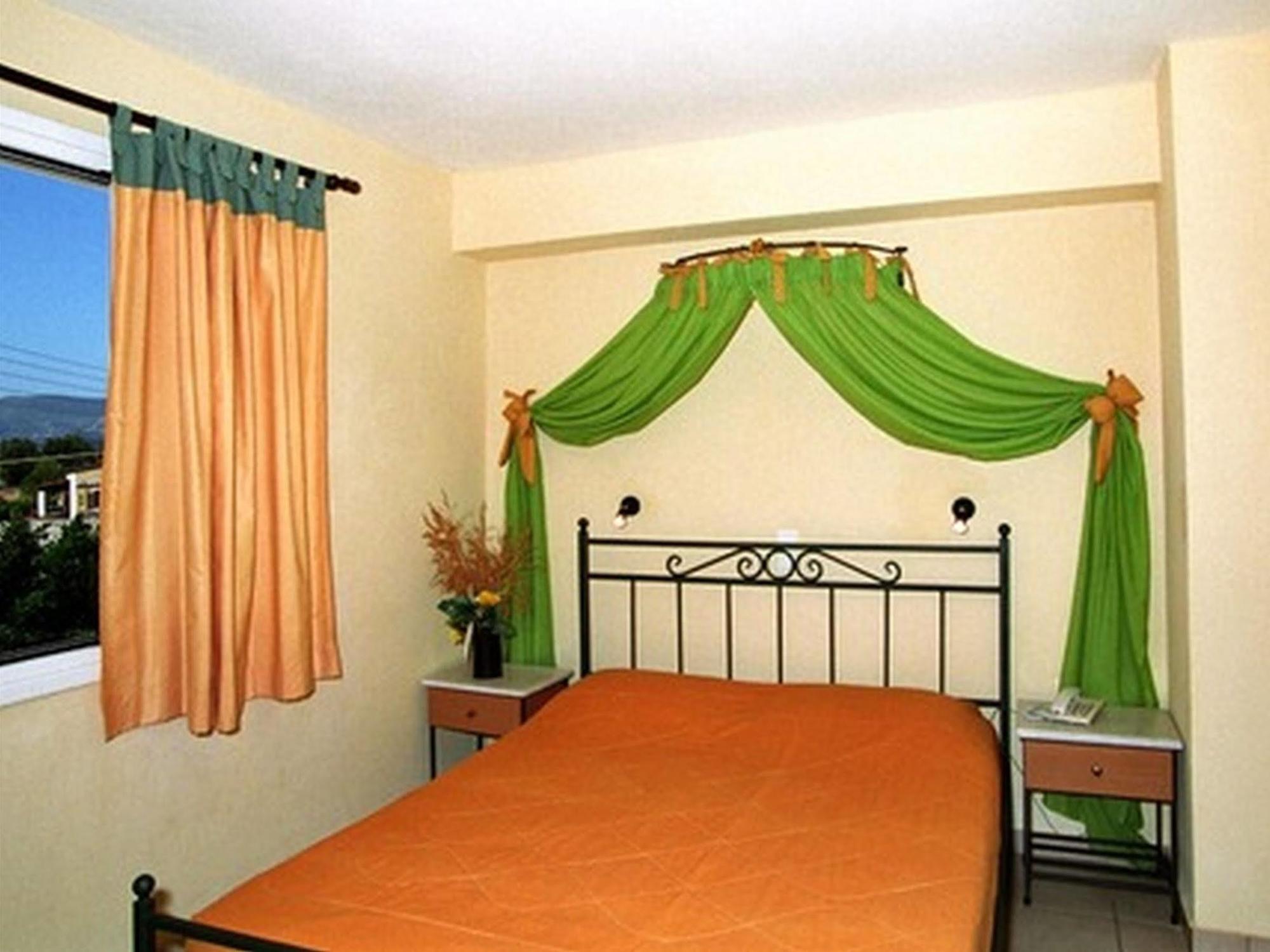 Anagenessis Village Hotel Каламакі Екстер'єр фото